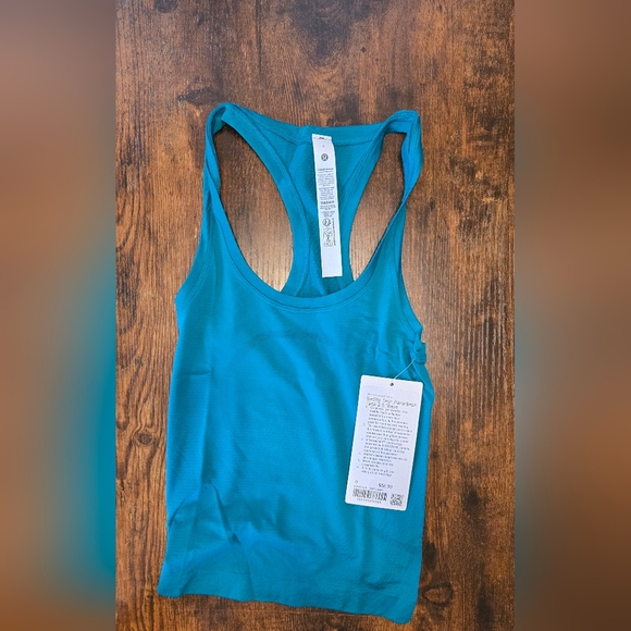 lululemon athletica Tops - Lululemon Swiftly Tech Racerback Tank 2.0 *Race Size 0 New
